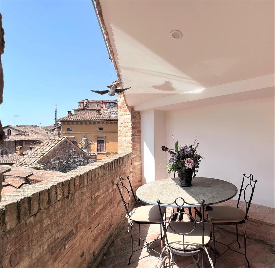 Il Terrazzo Di Tolomei เซียนา ภายนอก รูปภาพ